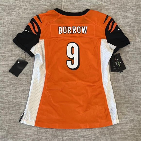 Nike NFL Rookie Joe Burrow 2020 Cincinnati Bengals Jersey Women’s Size Medium - Picture 3 of 9